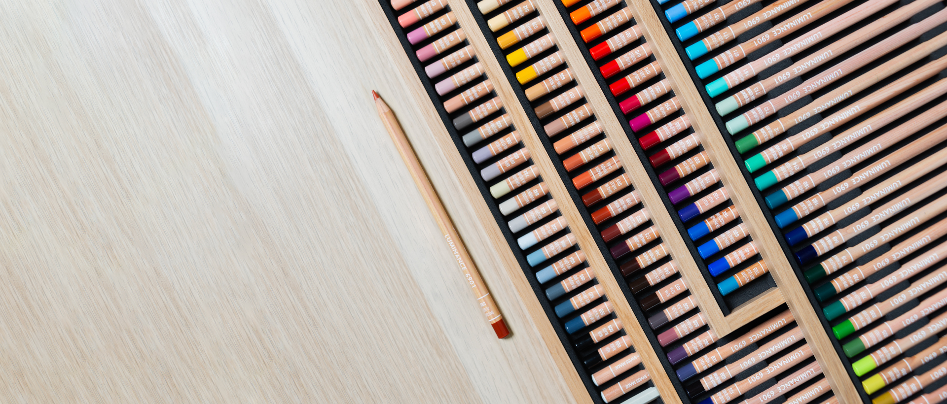 Box </br>Luminance 6901™