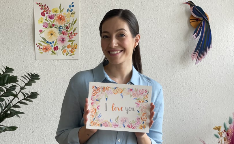 artist julie thomas showing flowered card created in collaboration with caran d'ache for the botanical set julie thomas