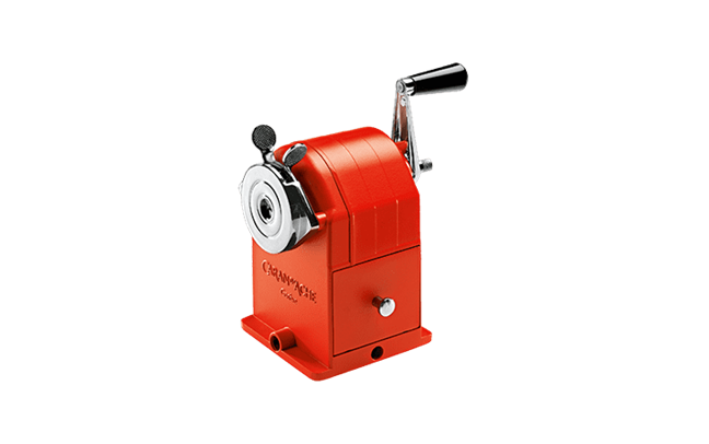 メタルシャープナー レッド 精密さと堅剛さで世界中の鉛筆愛好家に愛