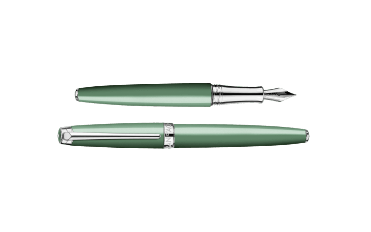 限定】レマン ベルディグリス 万年筆 EF | Caran d'Ache JP